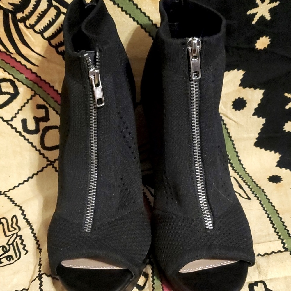 Heels new 61/2